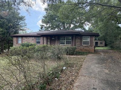 Property at 602 W Walnut St, Troy, AL