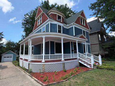 21 N Atwood Ave