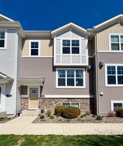 776 Roselyn Dr