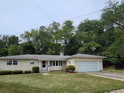425 Maplewood Ct