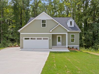 8 Pinewood Dr