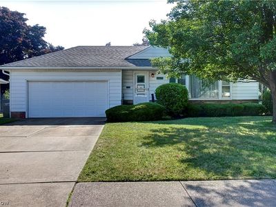 Property at 1679 Chelmsford Rd, Mayfield Heights, OH
