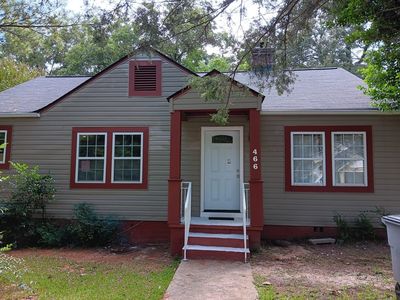 466 Lake Dr