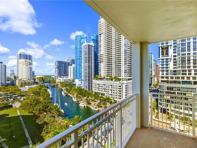 511 SE 5th Avenue #1216