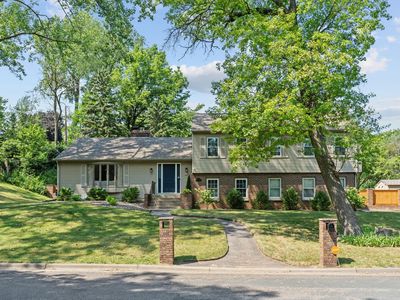 13500 Clinton Pl