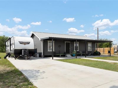 7008 Magdalena Cir S