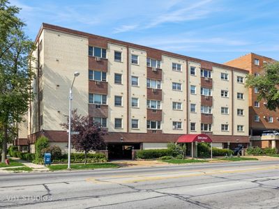 7840 W North Ave APT 3E