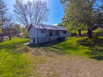 395 Porter St
