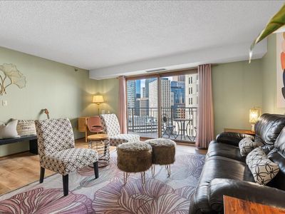 121 Washington Ave S APT 1615
