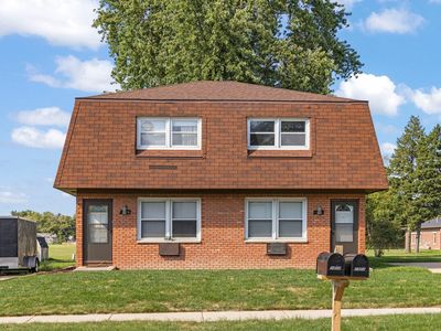 Property at 105 Appletree Ct, Yorkville, IL