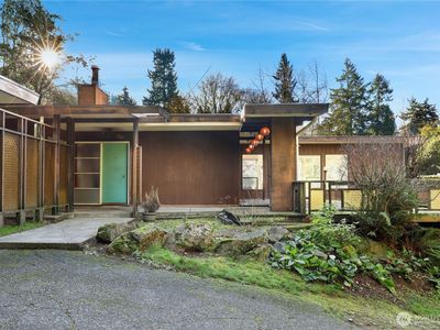 16206 Maplewild Avenue SW