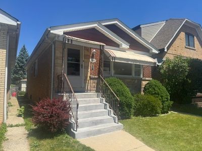 7042 Pershing Rd