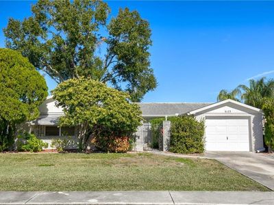 6125 SEABREEZE DRIVE
