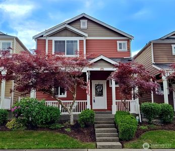 4521 Fairweather Street NE