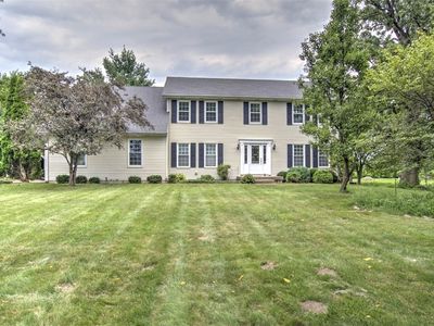 8566 Hickory Hills Dr