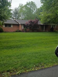 976 Grove Hill Dr