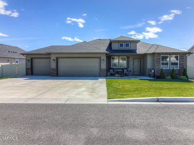 5400 Sage Way