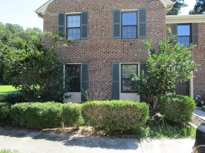 Property at 304 Circuit Ln, Newport News, VA