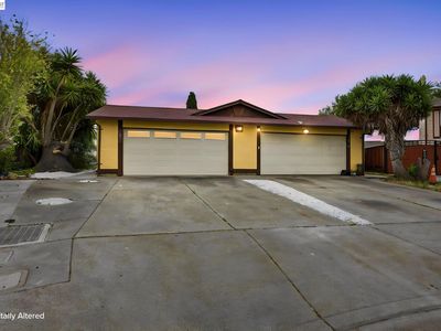 3800 Amy Ct