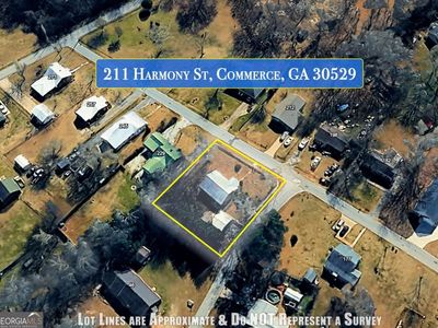 Property at 211 Harmony St, Commerce, GA