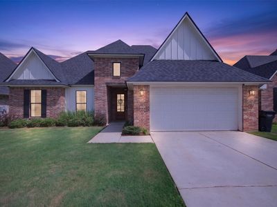 329 Newport Ln
