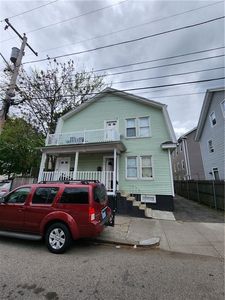174 Ford St