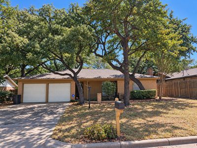 2809 Bent Tree Ln