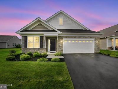 29 Coliseum Dr