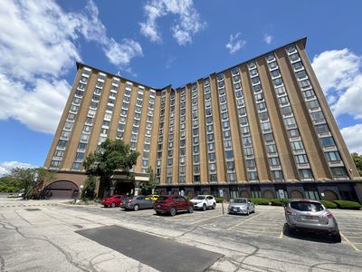1 Renaissance Pl Unit 617