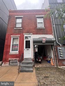 1217 E Fletcher St