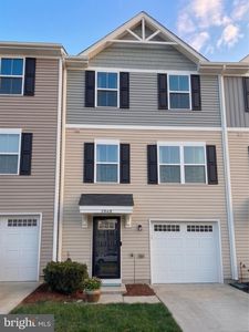 2868 Farzi Cir