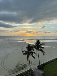 6672 Estero Blvd APT A606