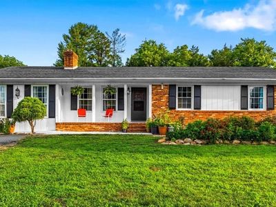 1130 Heathwood Dr