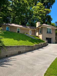 119 Crestview Cir