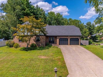 Property at 5588 Sherwood Ct, Newburgh, IN