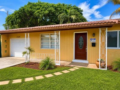 Property at 1520 N 25th Avenue, Hollywood, FL