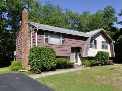 87 Lorraine Dr