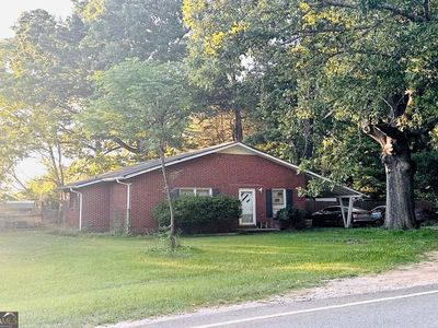 1061 Hemphill Rd