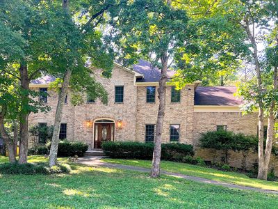 2207 Shannon Dr