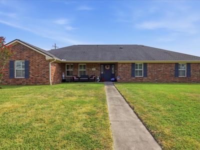 820 Sierra Dr