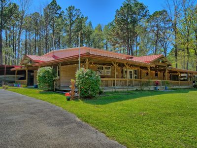 590 Angela Ln