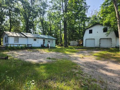 2318 W Forteen Mile Rd