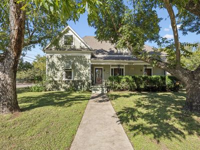 222 W College St #A-B