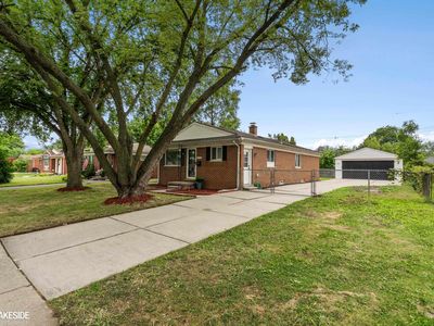 14235 Inkster Rd