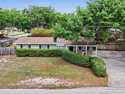 15402 Lake Magdalene Blvd