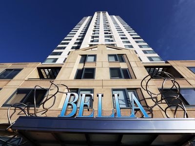 526 Pacific Ave APT 907
