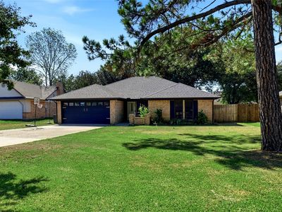 8624 Crestview Dr