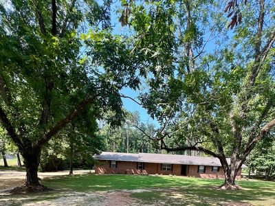 Property at 1067 Glenwood Rd, Luverne, AL