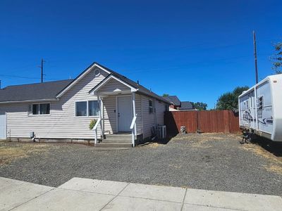 680 S 5th St