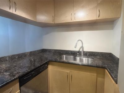 876 Curtis St APT 2107